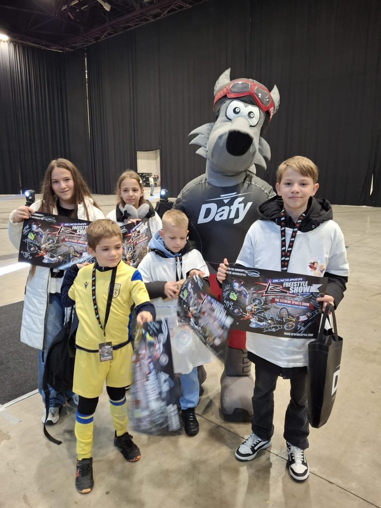 son-plus-beau-reve-blackliner-moto-show-5